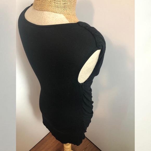 ‼️LAST CHANCE‼️ Express - Little Black Mini Dress - Picture 3 of 6